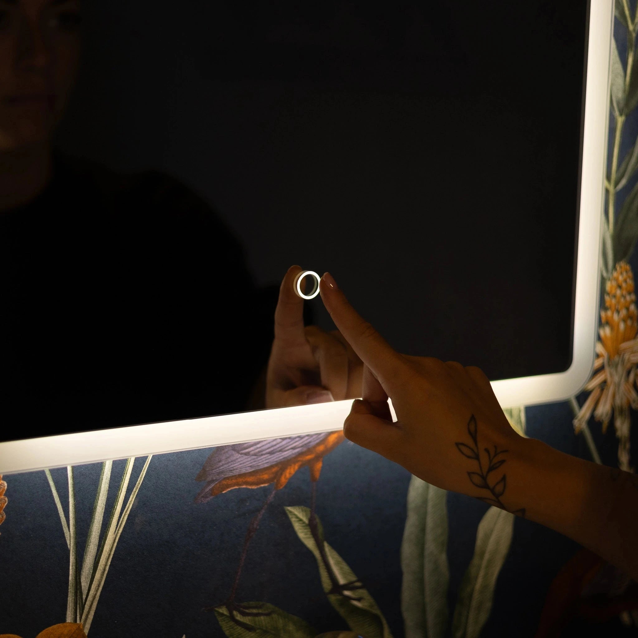 Glendale Curve LED Bathroom Mirror #size_500mm-x-700mm