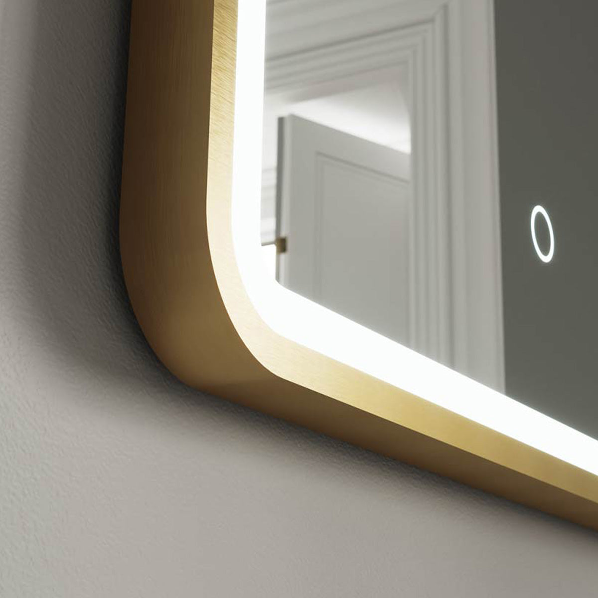 Kali Portrait LED Illuminated Mirror #colour_brass