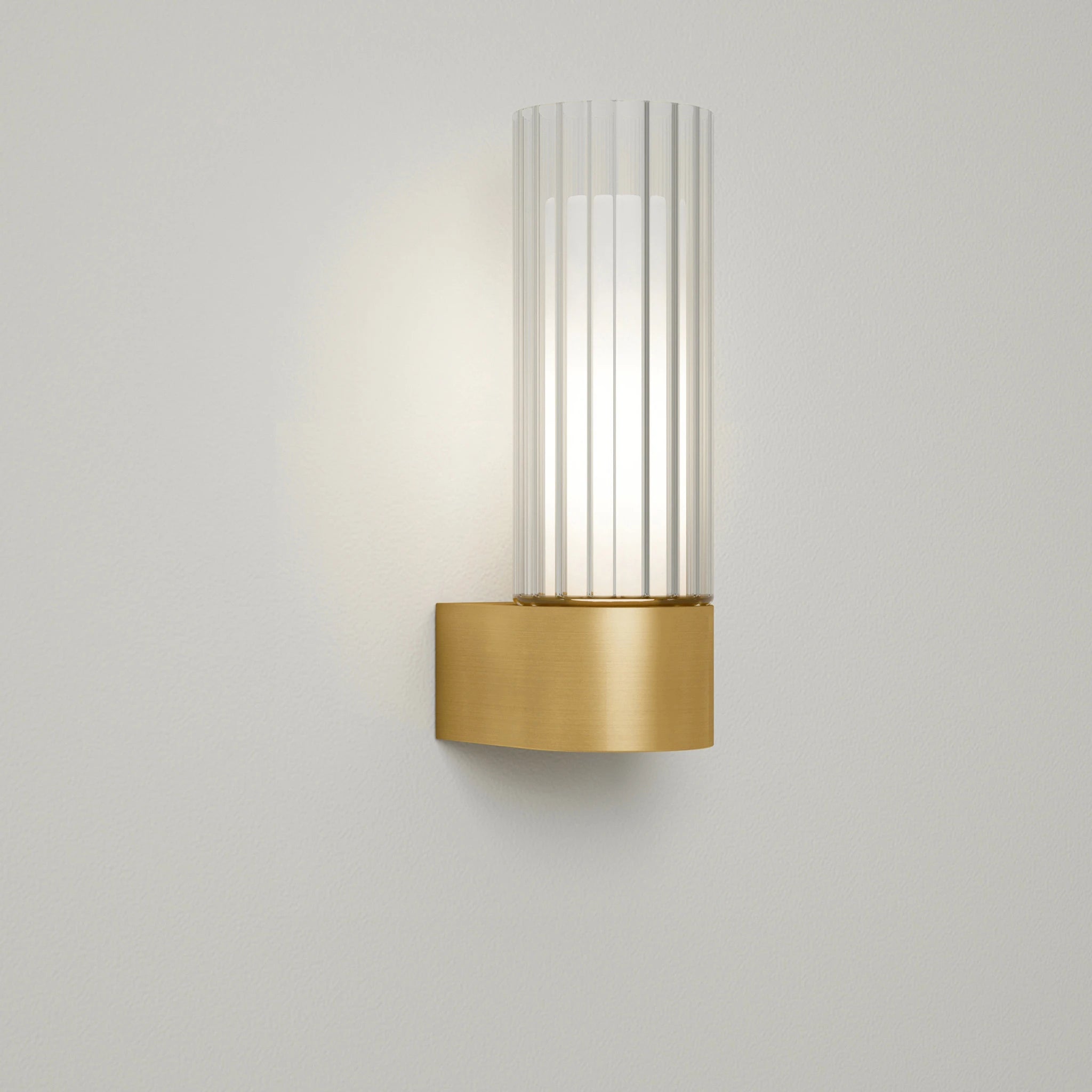 Aulos Single Wall Light #colour_brass