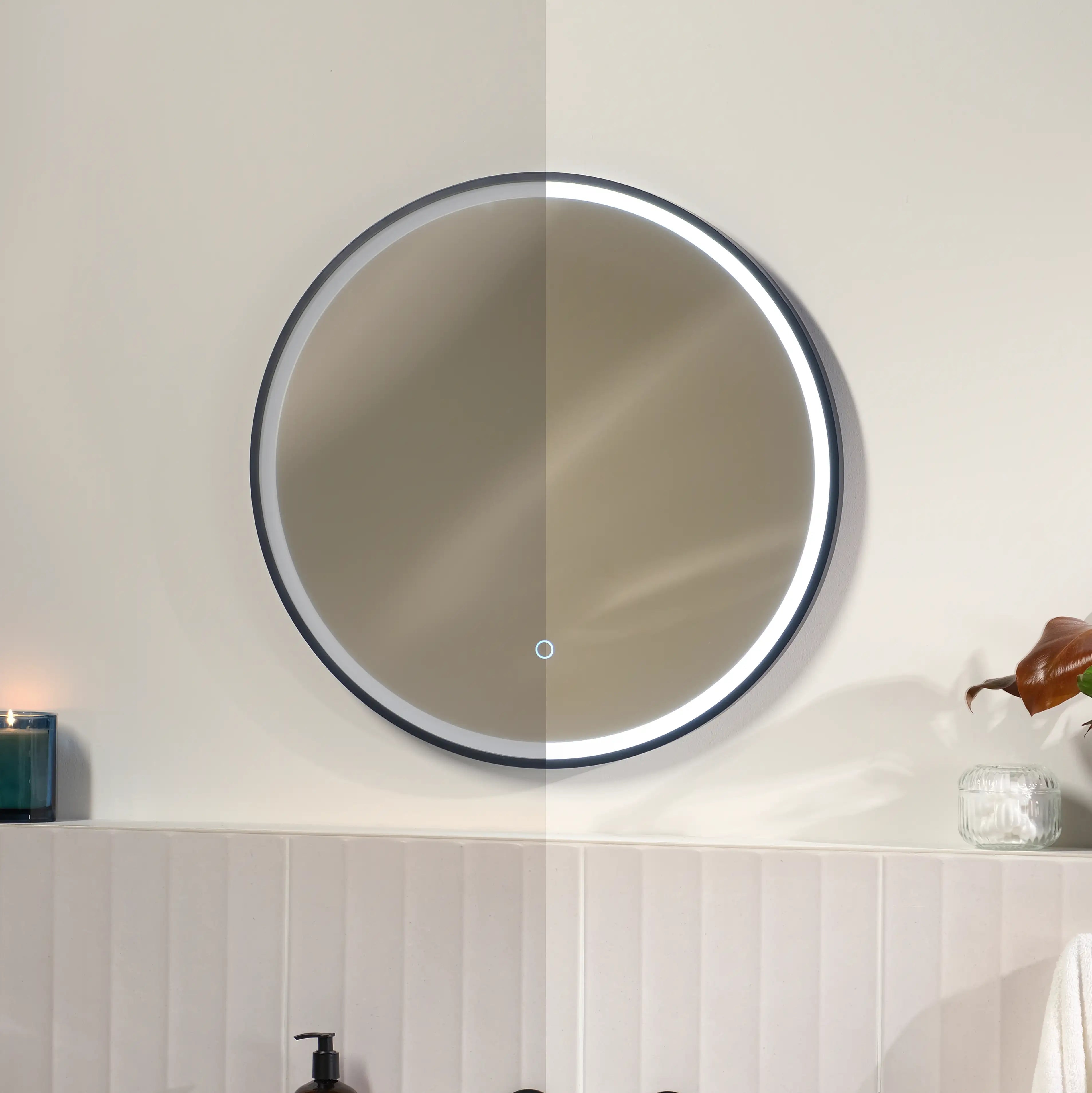 Kali Round LED Illuminated Mirror #colour_brass