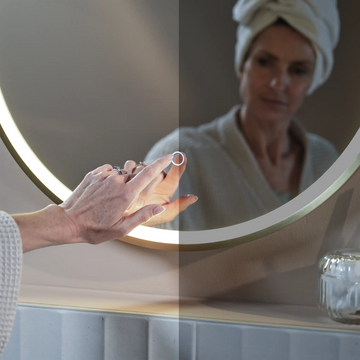 Kali Pill-Shaped LED Illuminated Mirror #colour_brass