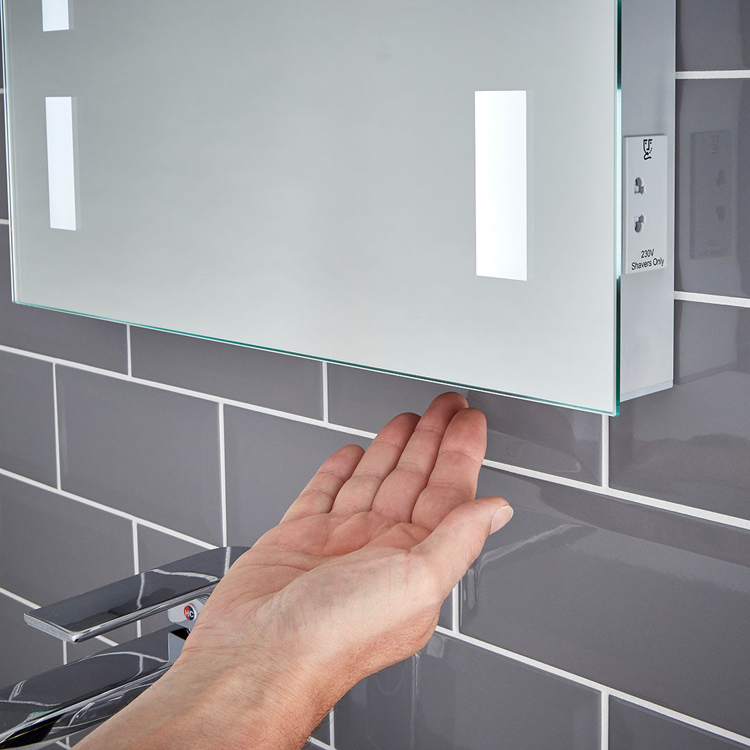 Light Up Bathroom Mirror With Shaver Socket