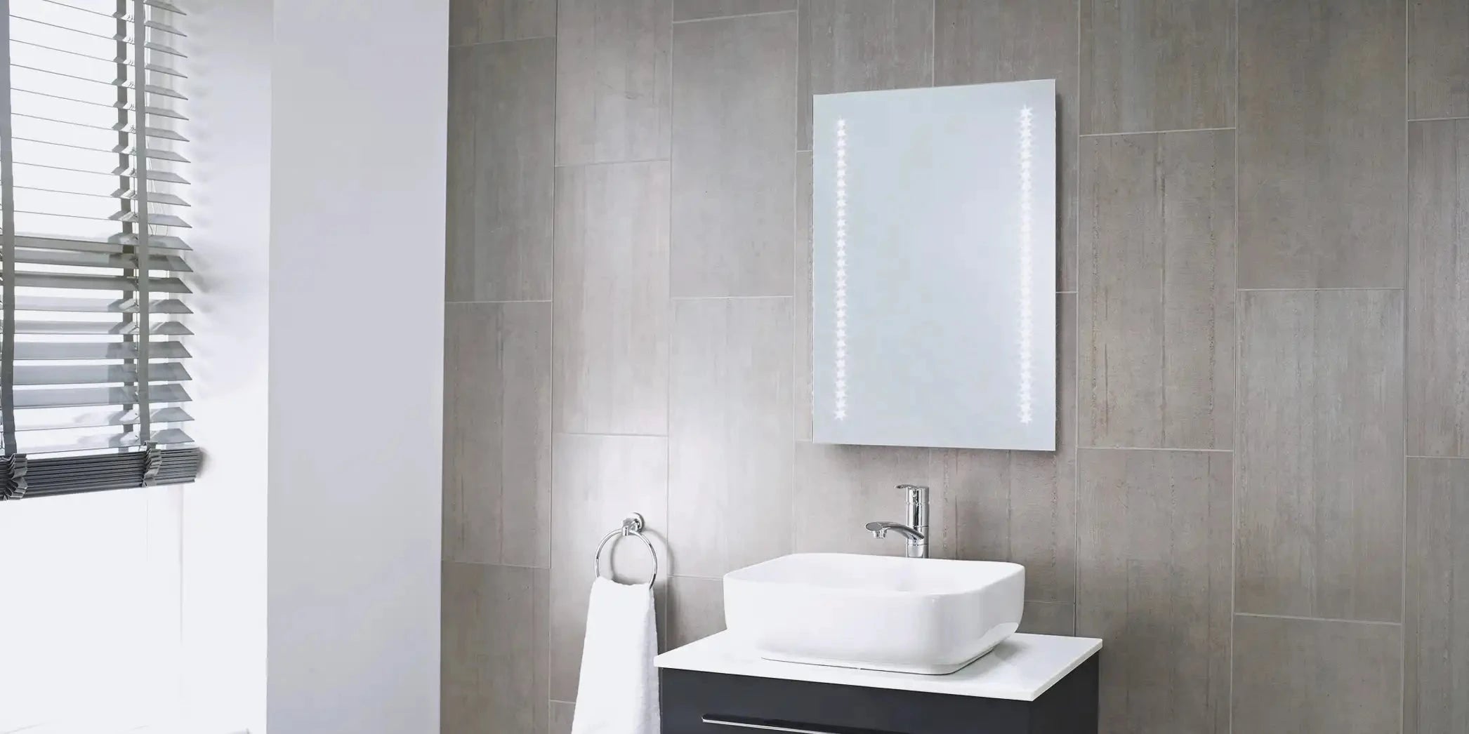 Battery operated bathroom mirror with demister deals