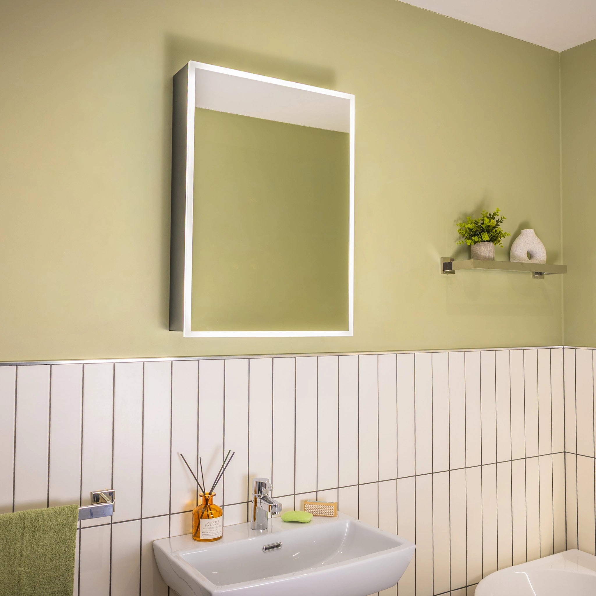 Verve Rechargeable Battery 500x700mm LED Mirror Cabinet #size_500mm-x-700mm