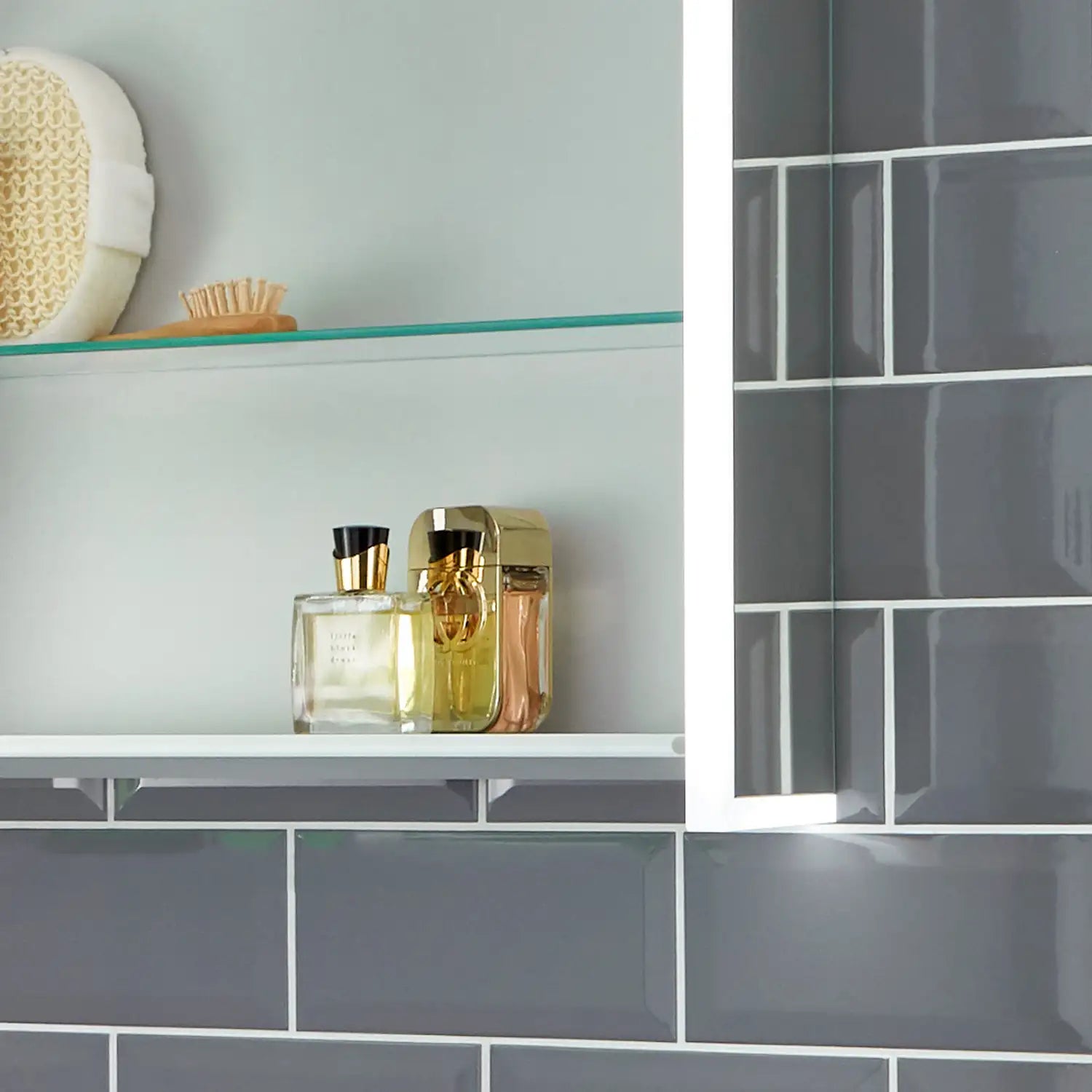 Grace Single Door 500x700mm LED Cabinet